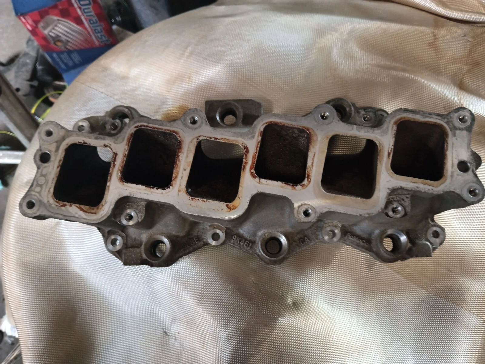 2009 TO 2012 FORD ESCAPE MERCURY MILAN FORD FUZION LOWER INTAKE MANIFOULD V6 3.0