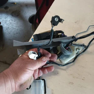 2002 2006 NISSAN ALTIMA LH FRONT DOOR LOCK ACTUATOR 80553AA200 WITH LATCH