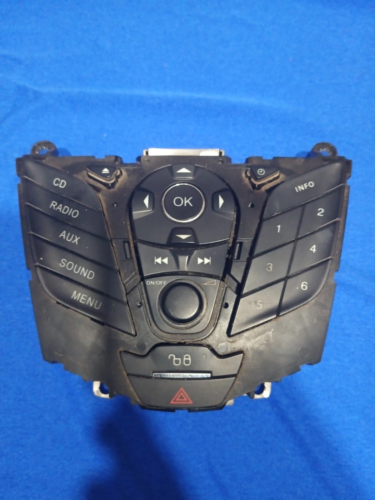 2012 FORD FOCUS 4 DOOR RADIO SELECTOR