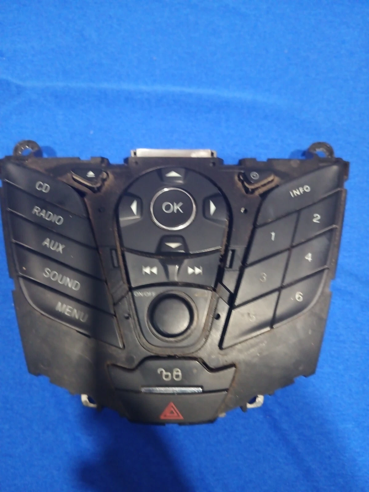 2012 FORD FOCUS 4 DOOR RADIO SELECTOR - Image 3
