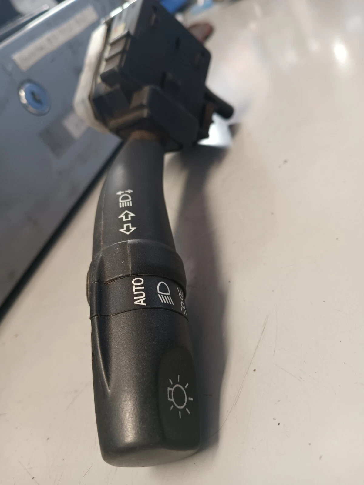 2012 HYUNDAI SANTA FE GLS 2.4L TURNAL SIGNAL SWITCH ORIGINAL - Image 8